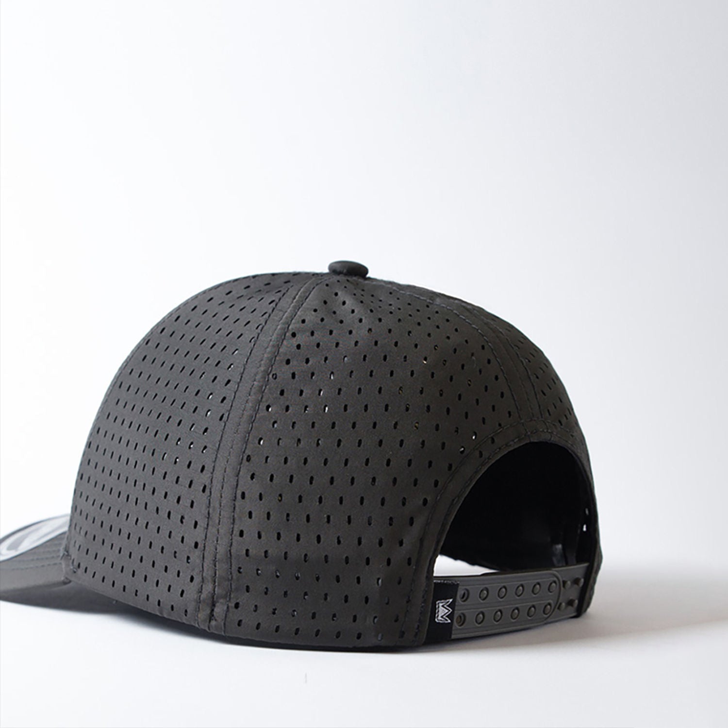 U15618 UFlex Adults High Tech Curved Peak Snapback