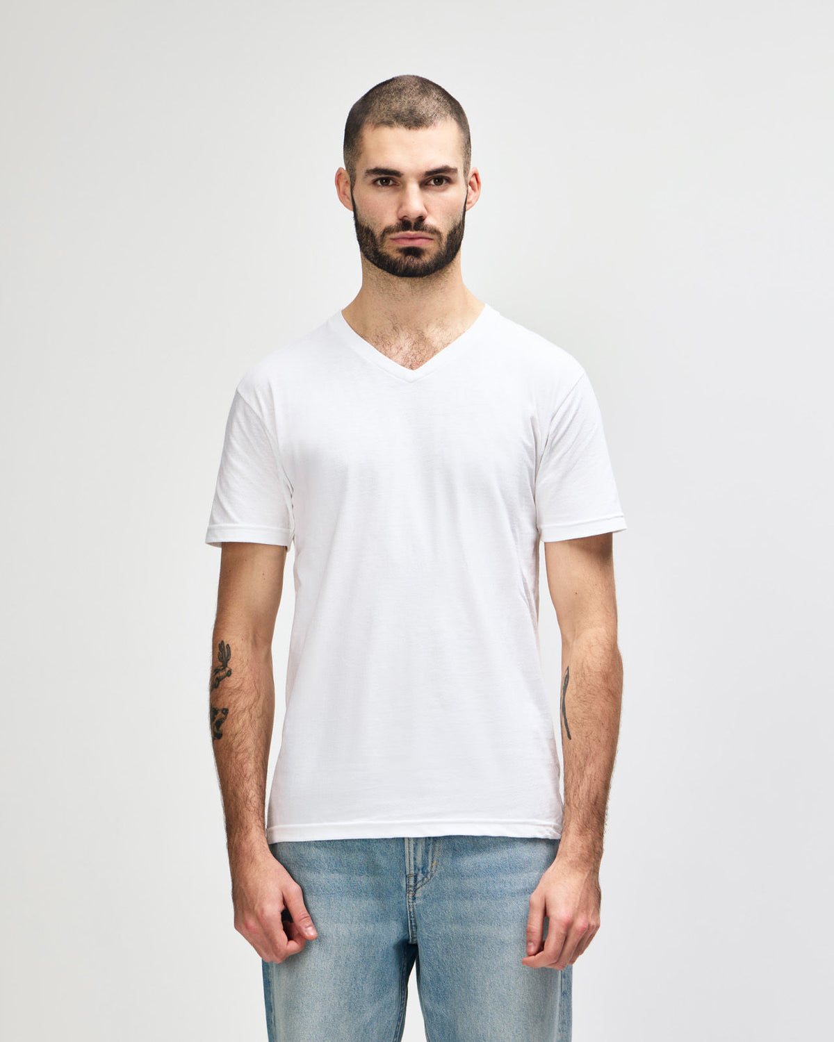 64V00 Gildan Softstyle Adult V-Neck T-Shirt