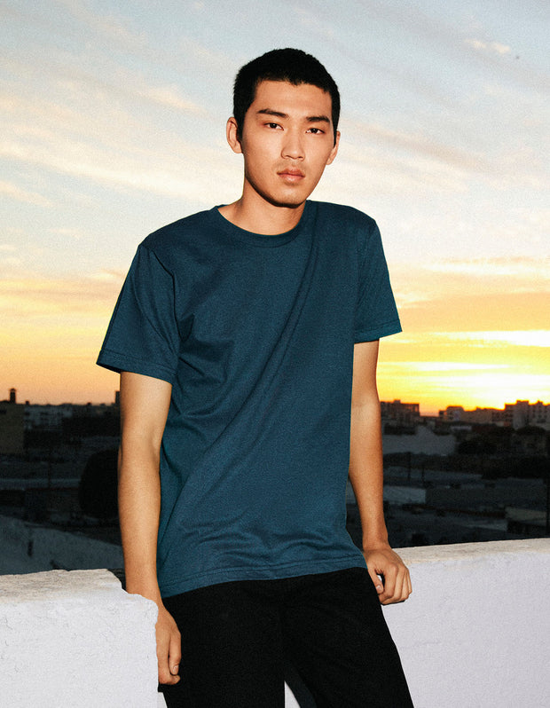 2001W American Apparel Unisex Fine Jersey Short Sleeve T-Shirt- Clearance